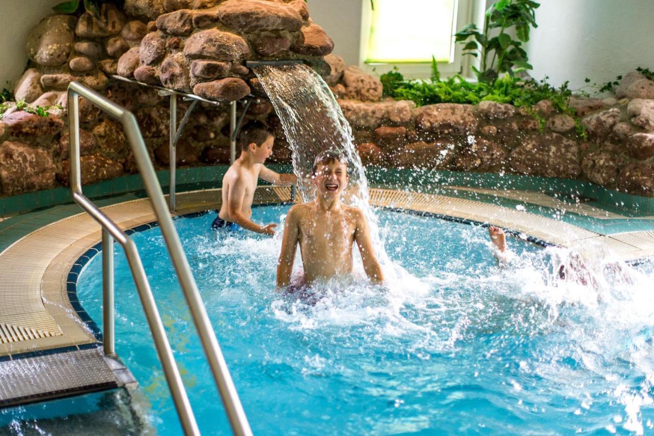 Family & Sporthotel Kaerntnerhof Bad Kleinkirchheim Exterior foto