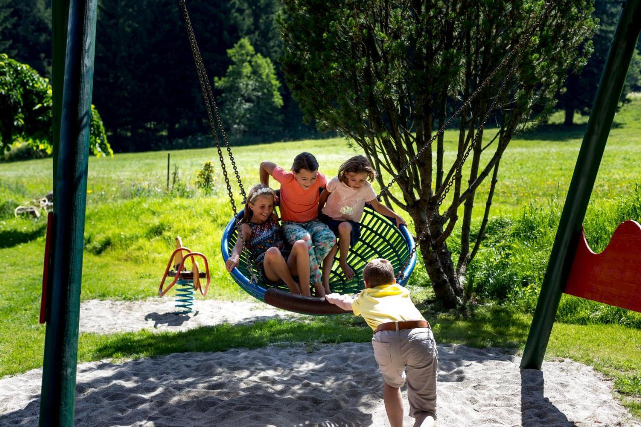 Family & Sporthotel Kaerntnerhof Bad Kleinkirchheim Exterior foto